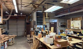 216 W State St, Algona, IA 50511