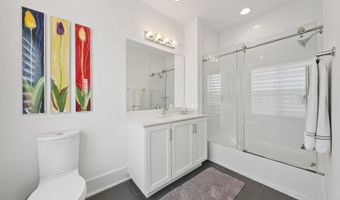 11336 EMERALD PARK Rd, Potomac, MD 20854
