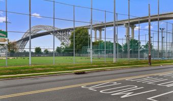 183 W 1ST St, Bayonne, NJ 07002