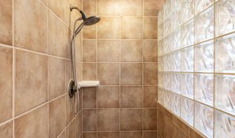 36601 N MULE TRAIN Rd A5, Carefree, AZ 85377