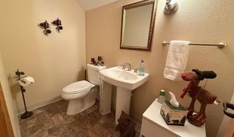 20 Mulberry Ln, Babbitt, MN 55731