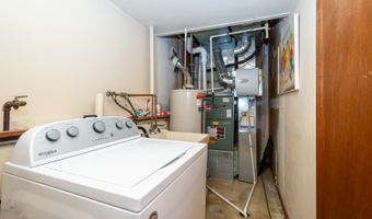 40581 N Sunset Dr, Antioch, IL 60002