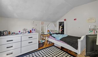 44 West Ave, Pawtucket, RI 02860