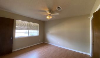 507 E Fannin St, De Kalb, TX 75559