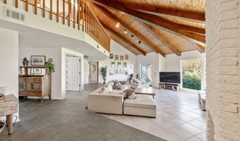 431 McGregor Pt, Alburgh, VT 05440