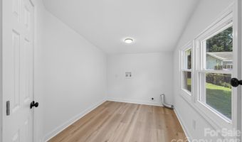 3826 Sudbury Rd, Charlotte, NC 28205