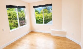 314 S HAZEL St, Brookings, OR 97415