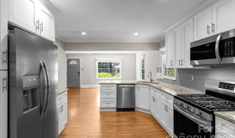 5235 Auburndale Rd, Charlotte, NC 28205