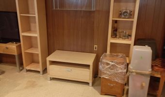 15076 Harrison Ave, Allen Park, MI 48101