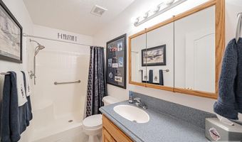 3696 E Silverwood Cir, Ammon, ID 83406