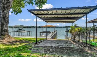712 W Lake Dr, Weatherford, TX 76087