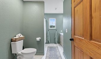 91 Kay Ln, Anderson, MO 64831