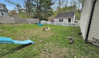 10 Chapel St, Burrillville, RI 02830
