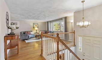 14 Olde Berry Rd, Andover, MA 01810