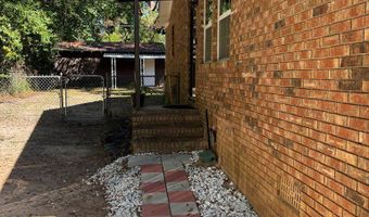 1011 Crawford Dr, Albany, GA 31705