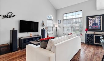 6809 Meadow Ln, Middleburg Heights, OH 44130
