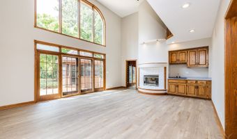 771 E Hickory Ave, Addison, IL 60101