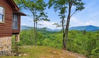 256 Hillside Ln, Andrews, NC 28901