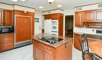 123 El Toro Dr, Bristol, CT 06010