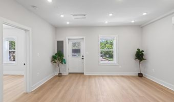 2236 40TH St NW FIVE, Washington, DC 20007