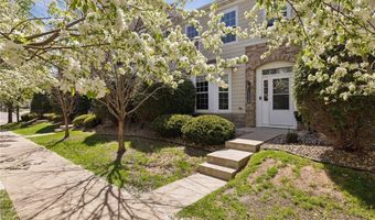 15340 Founders Ln 203, Apple Valley, MN 55124