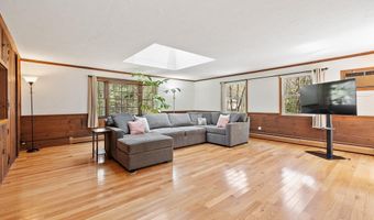 14 Minot Ave, Acton, MA 01720