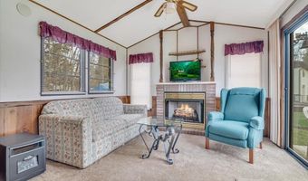 253 Thomas Rd, Blakeslee, PA 18610