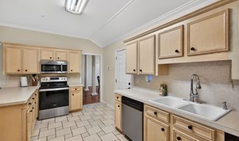 4505 Lawndale Dr, Benton, LA 71006