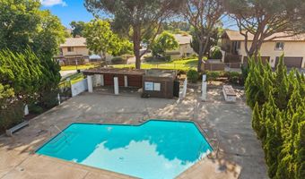 445 Ridgeway Ct, Spring Valley, CA 91977