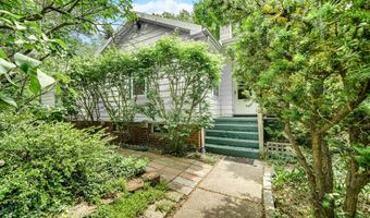 115 S Quigley Ave, Beverly Shores, IN 46301