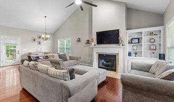 104 Shadows Lawn Dr, Athens, TN 37303