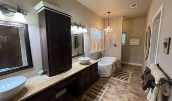 912 Ebenezer Rd, Amity, AR 71921