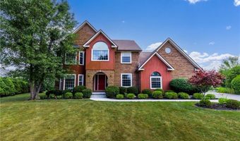 121 Summershade Ct, Amherst, NY 14051