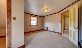 805 N Indiana Ave, Auburn, IN 46706