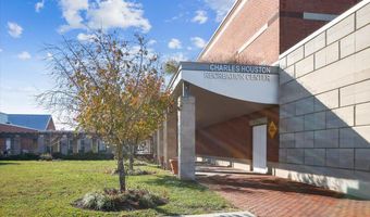 5722 CALLCOTT Way B, Alexandria, VA 22312