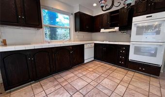 608 Agean Way, Ballwin, MO 63011