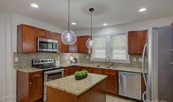 1324 E 35th St, Charlotte, NC 28205