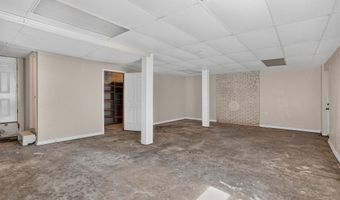 6326 PERRY St, Anniston, AL 36206