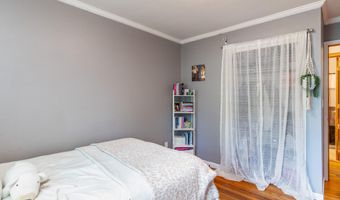 1219 Garfield Cir, Ames, IA 50014