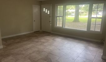 114 OAKDALE St, Bastrop, LA 71220