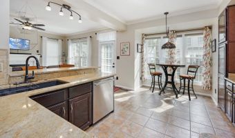 6624 THURLTON Dr, Alexandria, VA 22315