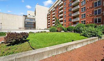 360 W Washington Ave 1204, Madison, WI 53703
