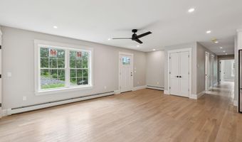 127 Bond Brook Rd, Augusta, ME 04330