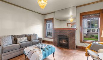 810 N Superior St, Albion, MI 49224