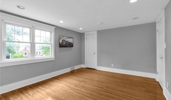 169 Ridgewood Dr, Amherst, NY 14226