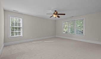 3005 Canopy Woods Dr, Apex, NC 27539