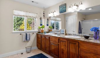 7180 VISTA RIDGE Dr, Brookings, OR 97415