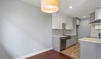 5414 Newcastle Ave 66, Encino, CA 91316