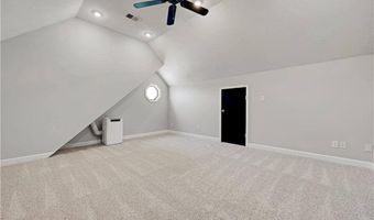 17713 157th Ter, Basehor, KS 66012