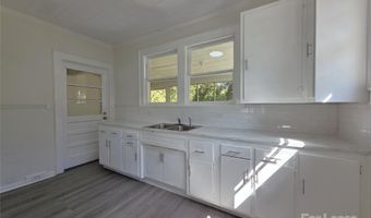 106 Falls Rd, Badin, NC 28009